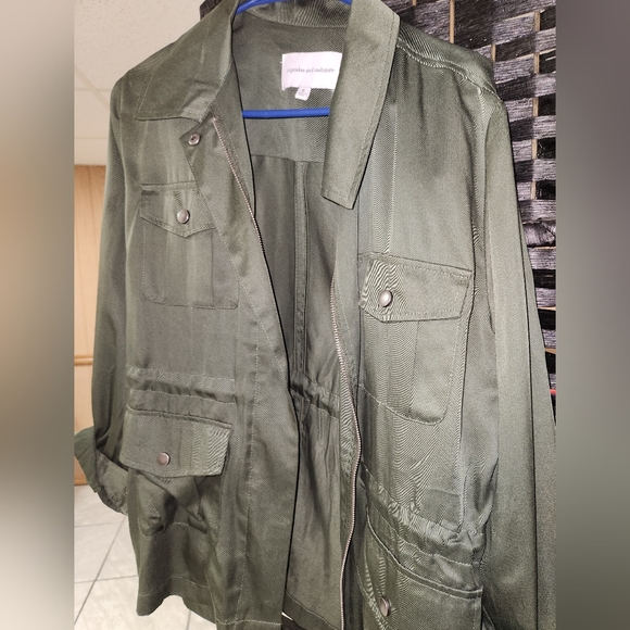 Jacket - Picture 2 of 2